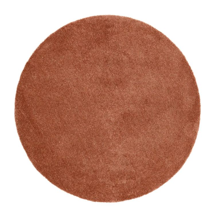 Begagnad rund matta med en diameter på 240 cm. I rosa färg med e sammetsliknande yta. Perfekt för hemmet eller kontoret.