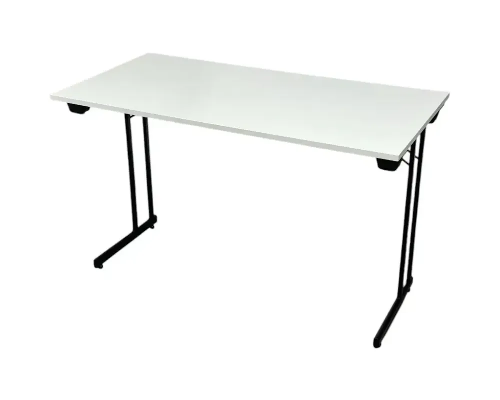 Begagnat hopfällbart bord från ELJ Furniture, modell Kongress Style. Med vit bordsskiva samt ett svart stålstativ. Mått: höjd 73 cm, bredd 120 cm, djup 60 cm.