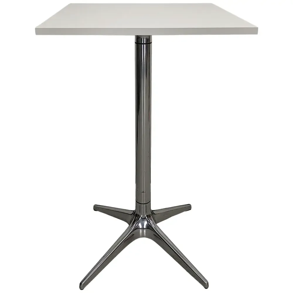 Begagnat ståbord från EFG, modell HideTech. Kvadratisk vit bordsskiva i laminat och polerad aluminiumstativ. Höjd 110 cm x Bredd 70 cm x Djup 70 cm. 