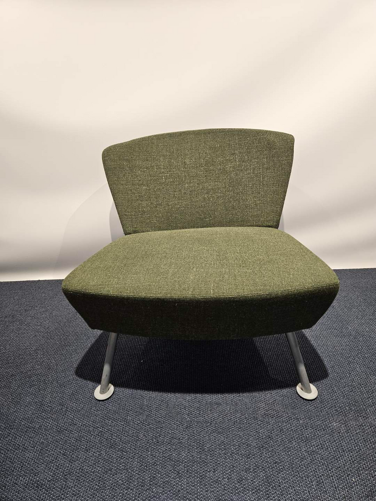 begagnad-fåtölj-offecct-mörkgrön