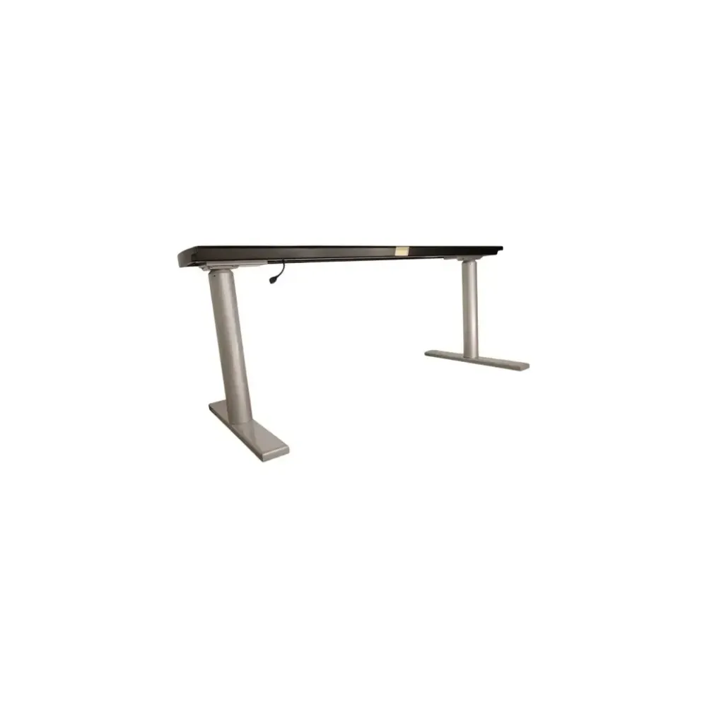 Begagnat elstativ från Duba B8 i silver. Mått: Höjd 62-126 cm x Bredd 130 cm x Djup 64 cm.  