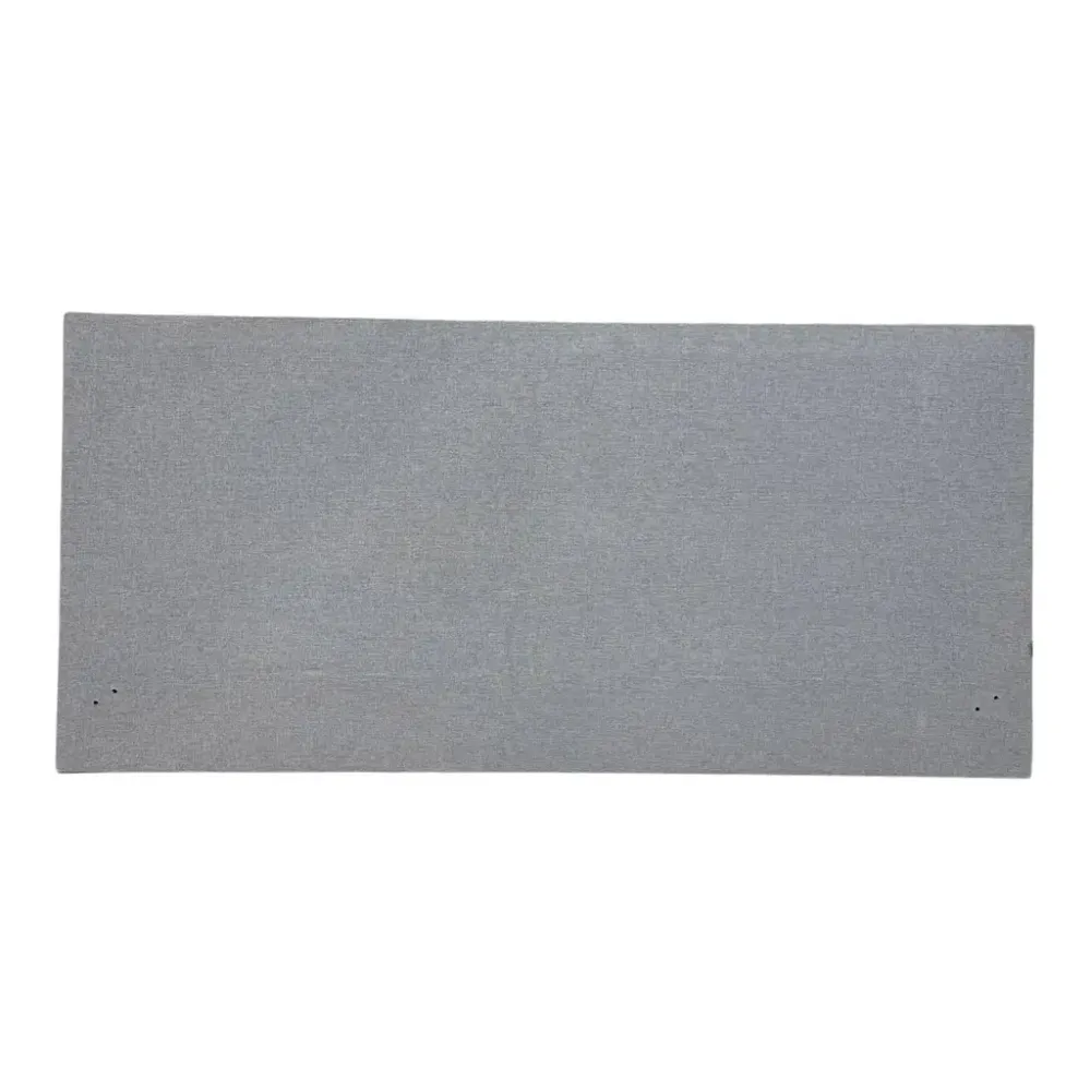 Begagnad bordsskärm från Zilenzio, modell Dezibel. Rektangulär form, i grå färg.. Mått Höjd 76 cm x Bredd 160 cm x Djup 4 cm. Inkluderar fästen för montering.