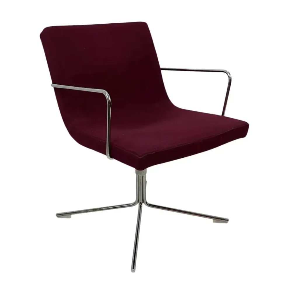 begagnad-Fåtölj-Offecct-Vinröd