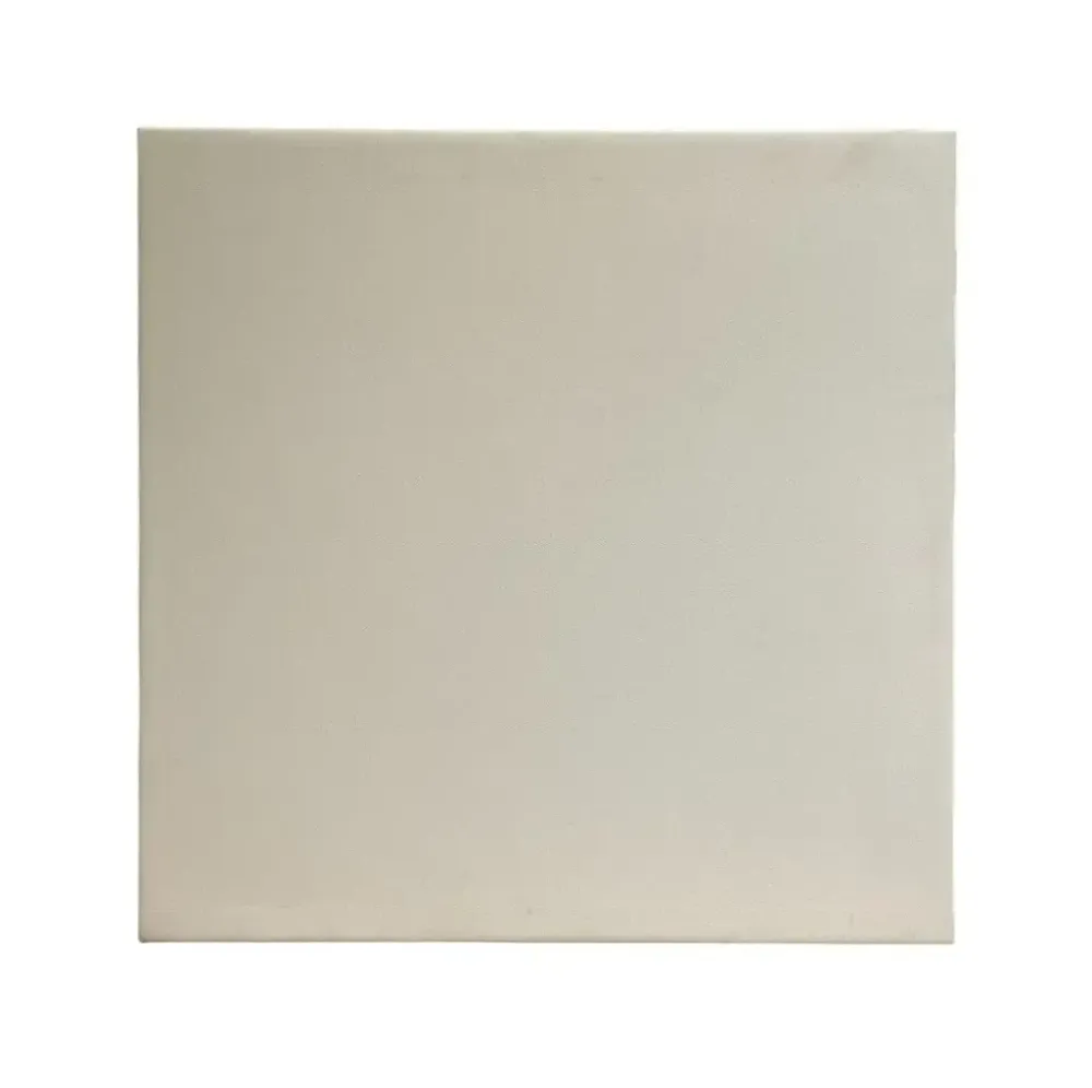 Begagnad kvadratisk väggabsorbent vitt. Mått: Höjd 80 cm, Bredd 80 cm och Djup 5 cm. 