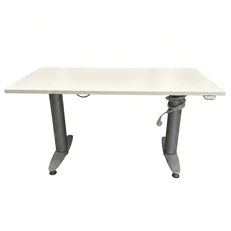 Begagnat höj- och sänkbart skrivbord T-serien från Kinnarps. I vitt med grått stativ. Mått: bredd 120 cm, djup 60 cm, Justerbar höjd 62 - 128 cm. 