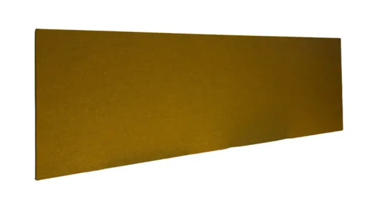 Begagnad bordsskärm från Zilenzio i brun/gul färg. Mått: höjd 66 cm, bredd 201 cm, djup 3,5 cm. 