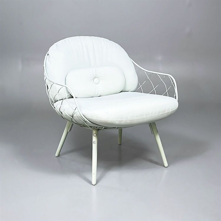 Begagnad fåtölj Pina Lounge från Magis i mintgrönt. Mått: Bredd 78 cm, Djup 75 cm, Höjd 80 cm, Sitthöjd 48 cm. 