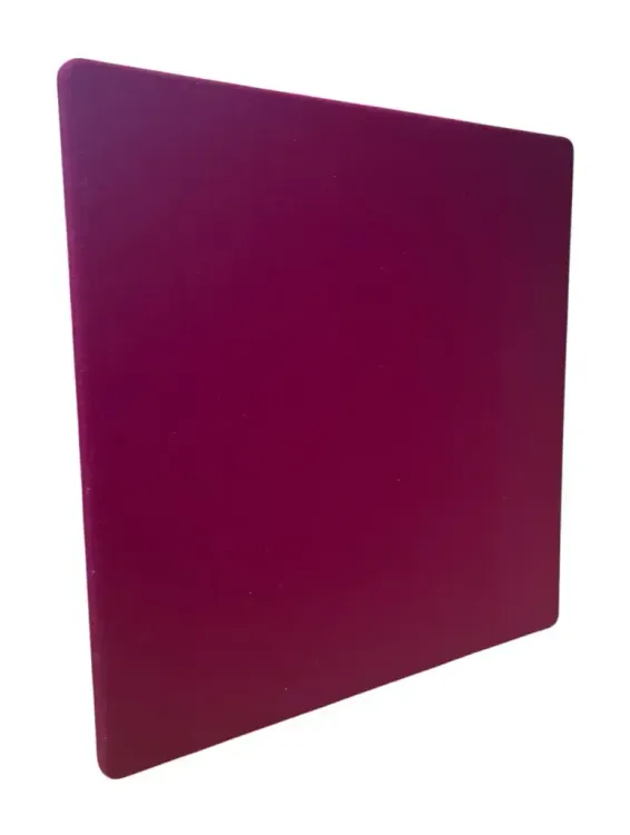 Begagnad väggabsorbent i rosa/lila färg. Mått: Höjd 120 cm x Bredd 120 cm x Djup 5 cm. 