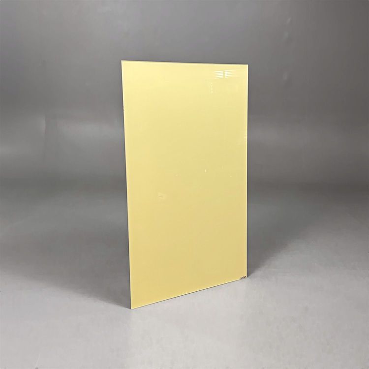 Begagnad gul glastavla från Lintex. Mått: Höjd 80 cm, Bredd 50 cm.
