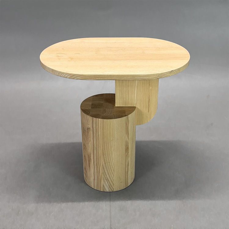 Begagnat soffbord Insert från Ferm Living i ask. Mått: bredd 49 cm, djup 34 cm, höjd 51 cm. 