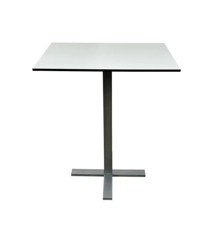 Begagnat barbord med vit bordsskiva med svarta list och underrede av borstat stål. Mått: höjd 94 cm, bredd 60 cm, djup 80 cm.
