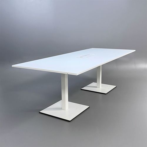 Konferensbord
