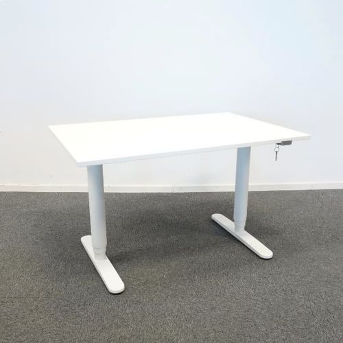 Höj och sänkbart skrivbord