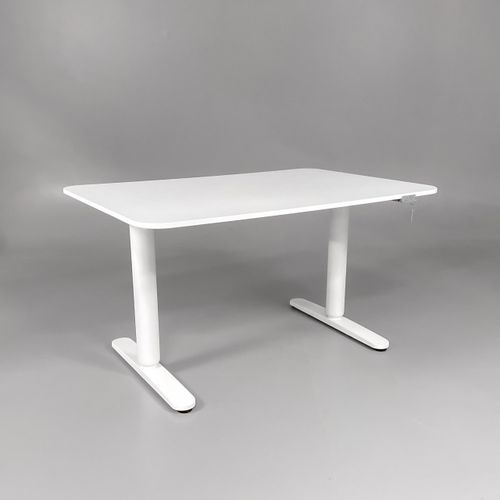 Höj och sänkbart skrivbord