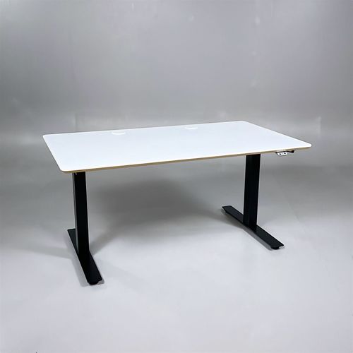 Höj och sänkbart skrivbord