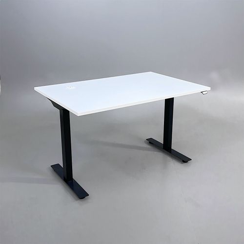 Höj och sänkbart skrivbord
