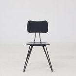 Begagnad svart matstol Overdyed från Moroso, designad av Diesel. Mått: Höjd 84 cm och sitthöjd 45 cm.