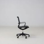 Begagnad stol med hjul Ergo 285 från DPJ Workspace i svart. Mått: Justerbar sitthöjd 42–50 cm, bredd 59 cm och djup 56 cm. 