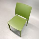 Begagnad utestol Maya från Siesta i grönt. Mått: bredd 44 cm, djup 50 cm, Höjd: 81 cm, Sitthöjd: 45 cm. 