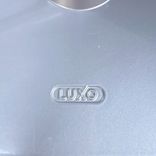 Begagnad Skrivbordslampa Split från Glamox Luxo i grått. Mått: Bredd 21 cm, Djup 58 cm, Höjd 80 cm. 