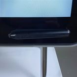 Begagnad interaktiv touch display från Cisco, modell Spark Board 55. I vit/krom. Mått bredd: 128 cm, djup: 96 cm och höjd: 163 cm. 