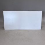 Begagnad grå glastavla Mood Wall från Lintex. Mått: bredd 200 cm och höjd 100 cm. 