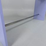 Begagnat projektbord Primo från Balzar Beskow i lila. Mått: bredd 180 cm, djup 50 cm och höjd 90 cm. 