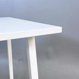 Begagnat projektbord Julius från EKV i vitt. Mått: bredd 180 cm, djup 60 cm och höjd 110 cm. 