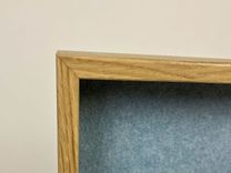Begagnad väggabsorbent från Götessons, modell Landscape Coastline EcoSUND®, färg blå med ekram. Mått: bredd 52.4 cm och höjd 72.4 cm. 