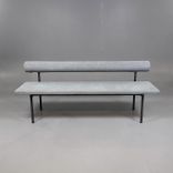 Begagnad soffa Font från Offecct med grå klädsel och mörkgrå ben. Mått: bredd 180 cm, djup 62.5 cm och höjd 75.5 cm, sitthöjd 46 cm. 