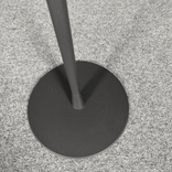 Begagnad svart klädhängare Sticks från SMD Design. Mått: höjd 192 cm och fotens diameter 35 cm. 