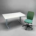 Begagnad kontorsgrupp med kontorsstol Soul Mesh, från Savo. Har grön sits och luftig meshrygg, samt höj- och sänkbart skrivbord med vit bordsskiva på silverstativ. Mått bord: (Bredd: 140 cm / Djup: 80 cm