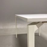 Begagnat konferensbord från Lammhults, modell Campus i vitt. Mått: Bredd 160 cm x Djup 80 cm x Höjd 72 cm. 