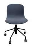Begagnad stol med hjul AAC51 från HAY i blått. Mått: höjd 87 cm, bredd 49 cm och djup 62 cm. Justerbar sitthöjd: 44-52 cm. 