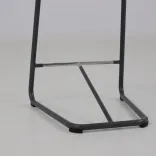 Begagnad barstol Add från Lammhults i svart. Mått: bordshöjd 90 cm. Höjd 67 cm, bredd 36 cm och djup 36 cm. 