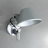 Begagnad vägglampa Tolomeo Faretto från Artemide i Aluminium. Mått: Djup 25 cm, Höjd 23 cm. 
