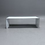 Begagnat soffbord Thinner från Karl Andersson & Söner i vit färg. Mått: bredd 150 cm, djup 65 cm och höjd 48 cm. 