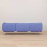 Begagnad soffa Gather från Edsbyn i blåmelerat tyg. Mått: Höjd: 73 cm Sitthöjd: 42 cm Bredd: 235 cm Djup: 80 cm. 