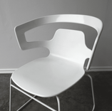Begagnad matstol Segesta 501 från Alias i vit färg. Mått: bredd 58 cm, djup 53 cm, höjd 80 cm samt sitthöjd 47 cm. 