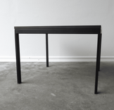 Begagnat soffbord Create från EFG i blått. Mått: bredd 57 cm, djup 57 cm, höjd 41.5 cm. 