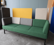 Begagnad soffa med hög rygg Pop från Gärsnäs. Klädd i b.la grön textil, ben i betsad ek. Mått; Bredd 210 cm, djup 70 cm, totalhöjd 130 cm, sitthöjd 45 cm. 