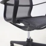Begagnad stol med hjul Ergo 285 från DPJ Workspace i svart. Mått: Justerbar sitthöjd 42–50 cm, bredd 59 cm och djup 56 cm. 