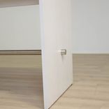 Begagnat barbord Ping Pong från Blå Station i vitt med fotstöd i rostfritt stål. Mått: Längd: 250 cm, Bredd: 80 cm, Höjd: 107 cm. 