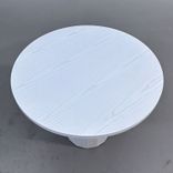 Begagnat soffbord Cap från Karl Andersson & Söner i vitt. Mått: Diameter 70 cm, och höjd 54.5 cm. 