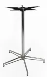 Johanson Designs pelarstativ X-bone XL i krom. Mått: höjd 110 cm, bredd 81 cm och djup  81 cm. 