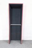 Begagnat telefonbås från Glimakra of Sweden, modell Limbus. Med röd utsida och grå insida, inkl. vitbetsad hylla i ask. Mått: Bredd 70 cm, Djup uppe 79 cm, Djup nere 60 cm, Djup hyllplan 20 cm, Höjd 208 cm.
