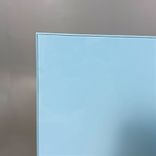 Begagnad glastavla från Lintex i turkos färg. Mått: bredd 200 cm, höjd 100 cm. 
