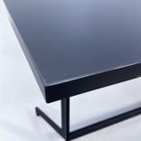 Begagnat cafébord Madison från Johanson Design i svart. Mått: Bredd 140 cm, 70 cm, Höjd 72 cm.  