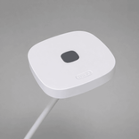 Begagnad skrivbordslampa Trace från Glamox Luxo i vitt. Mått: Bredd 18 cm, Djup 18 cm, Höjd 38 cm. 