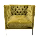 Begagnad fåtölj Lipp från Living Divani i gult. Mått: Höjd 84 cm x Bredd 74 cm x Djup 66 cm Sitthöjd 43 cm. 